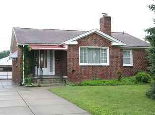 82 Hampton Pkwy, Buffalo, NY 14217