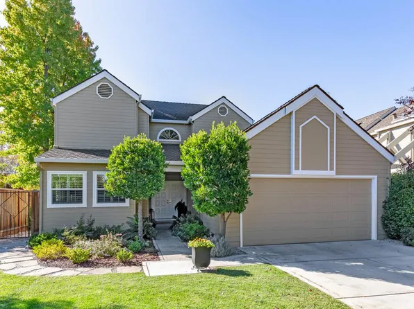 633 Charmain Cir, Mountain View, CA 94041