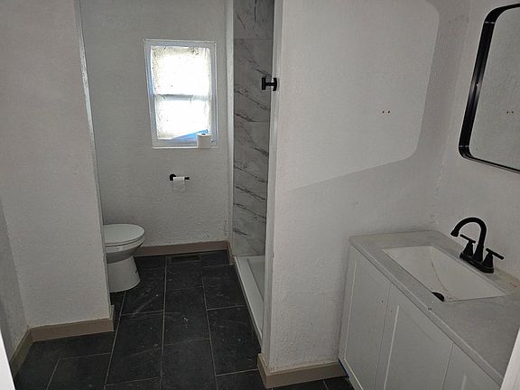 4th image of 2108 W Eisenhower Blvd #A