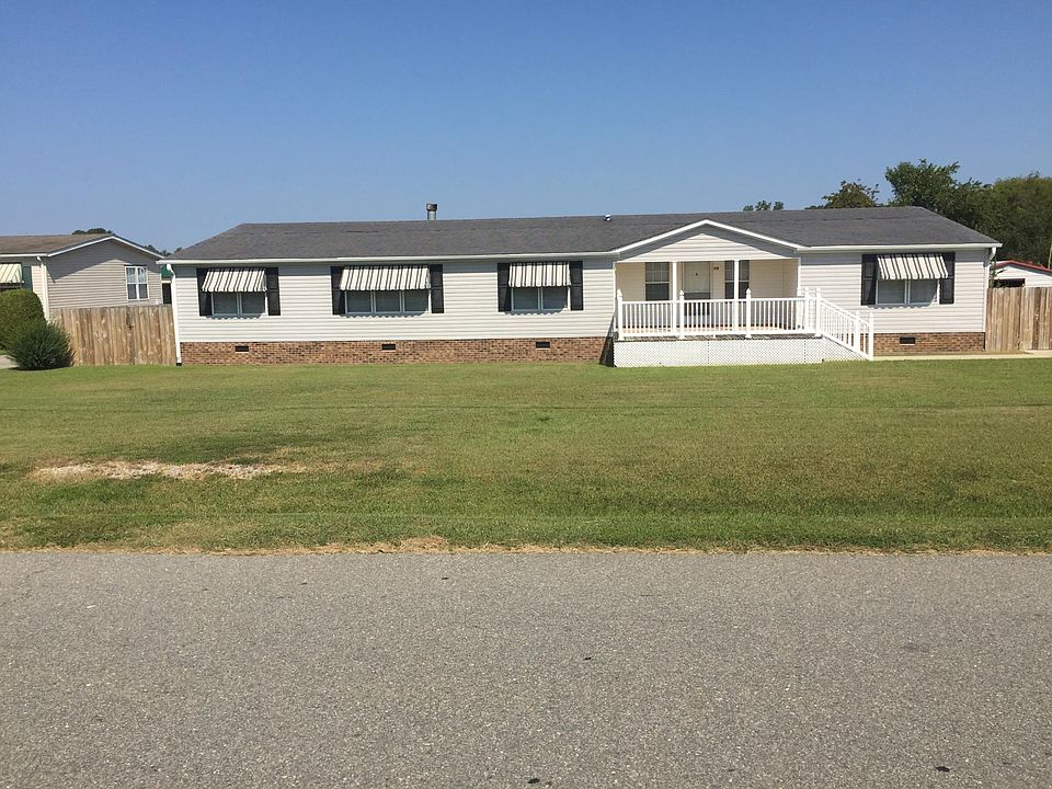 1st image of 519 Colonial Dr