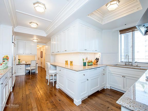 4th image of 980 5th Ave #11B