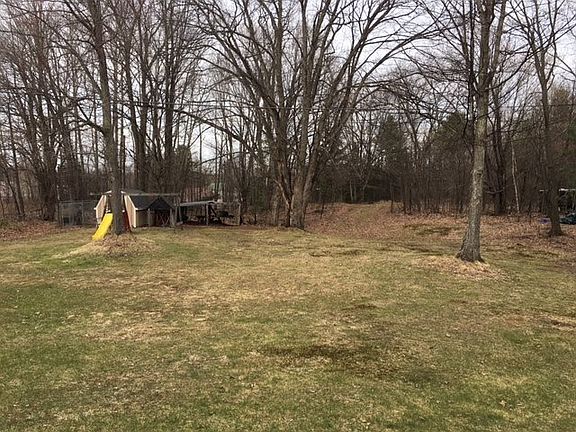 4th image of 144 N Crestview Dr
