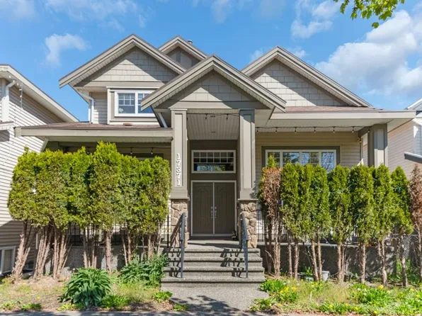 17371 64th Ave, Surrey, BC V3S 1Y8