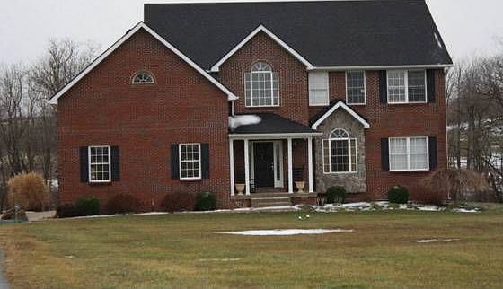 1st image of 255 Lindsey Dr