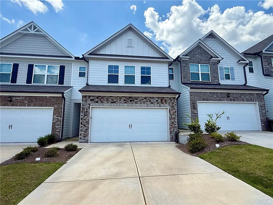 3811 Brookburn Park