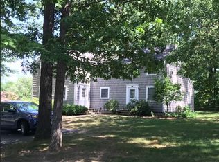 80 Laurel St #B, Greenfield, MA 01301