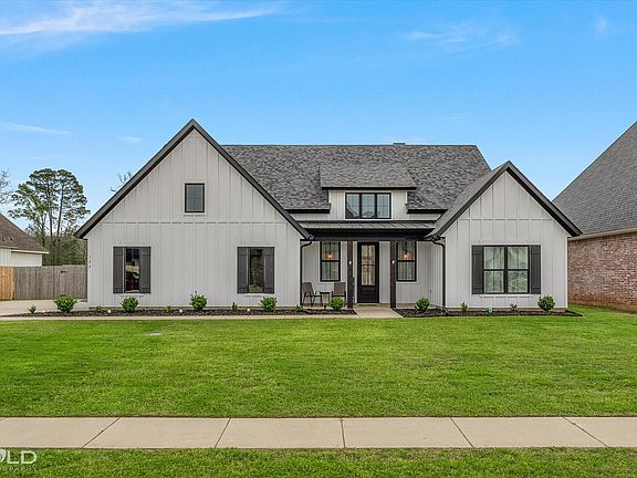 3rd image of 177 Sitka Loop