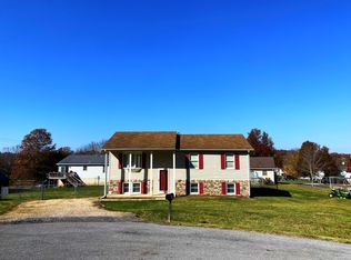 11 Brook Cir, Waynesboro, VA 22980