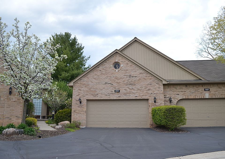 1st image of 2225 Juniper Ct