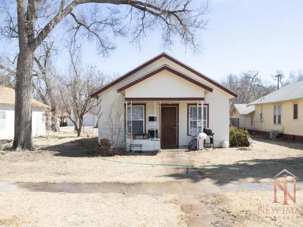 704 N 2nd St, Garden City, KS 67846