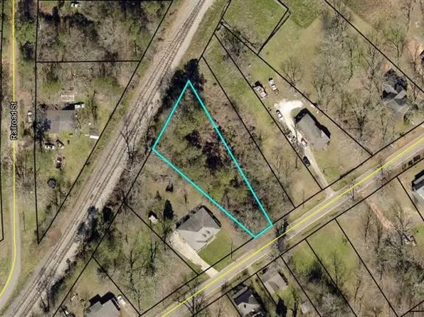 0 College Dr, Barnesville, GA 30204