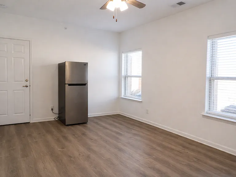 College Place Apartments — Photo 27