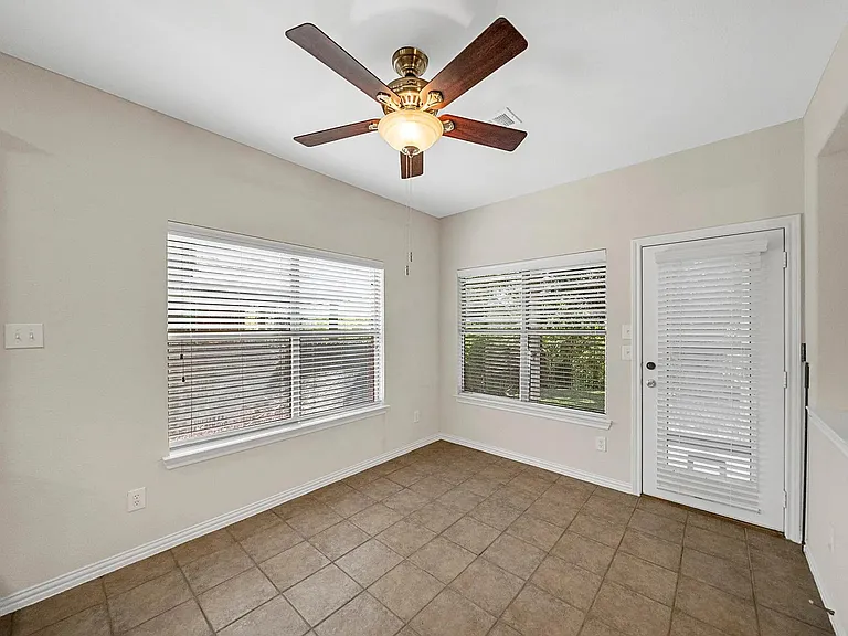 2861 Laurel Oak Dr — Photo 16