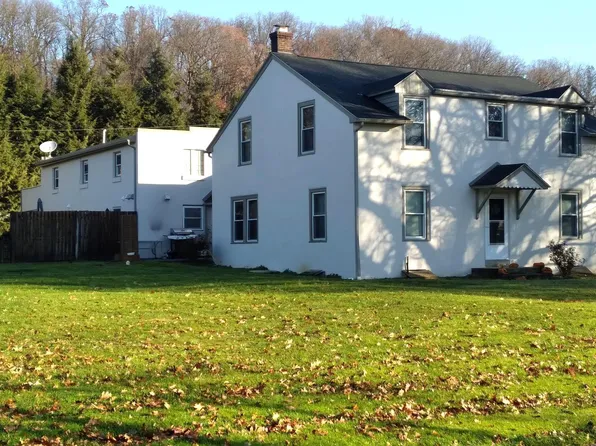 61 W Elm St, Conestoga, PA 17516