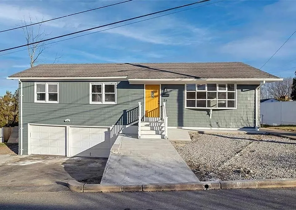 24 Lecia Dr #1
