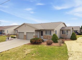 653 Minnesota AVENUE, Oostburg, WI