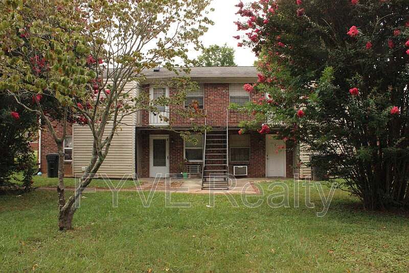 1st image of 1013 W Parkway Ave