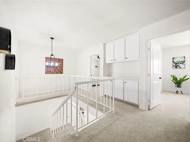 731 Langer Dr — Photo 28