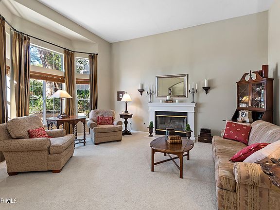 3rd image of 586 Meadowrun St