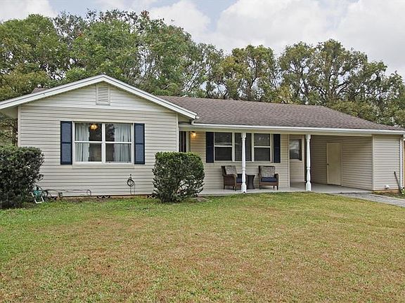 2nd image of 2602 Lake Wade Ct