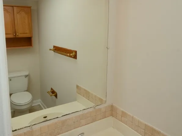 1217 Reardon Cir, Virginia Beach, VA 23453