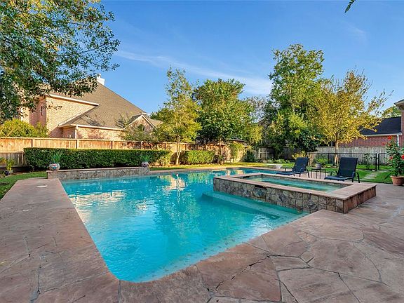 5th image of 2914 Acorn Wood Way