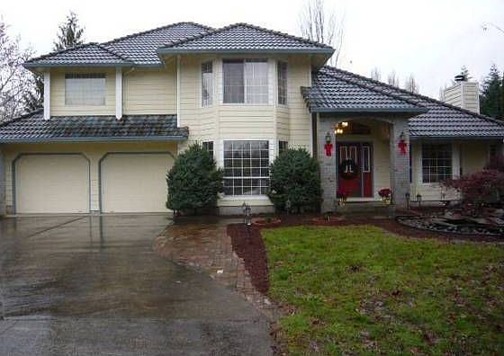 1st image of 3104 NE 97th Cir