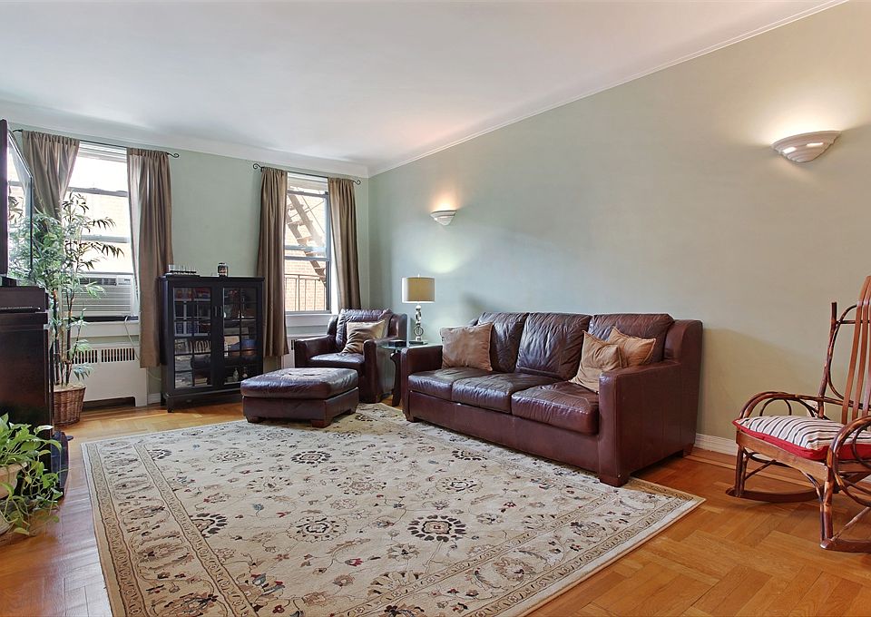 2nd image of 20 93rd St APT 5A