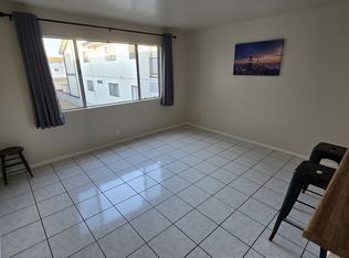 4446 W 136th St APT 4, Hawthorne, CA 90250