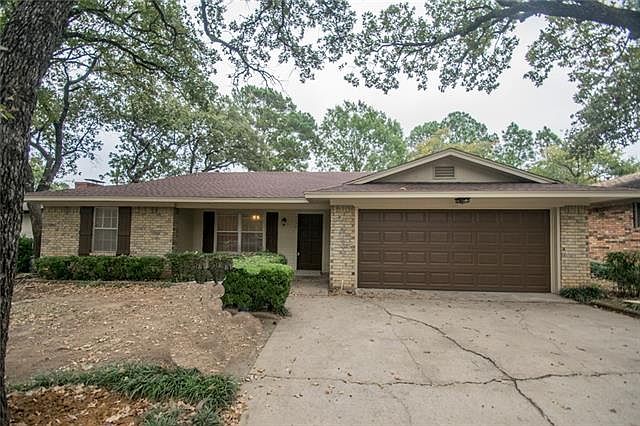 1st image of 2417 Jacqueline Dr