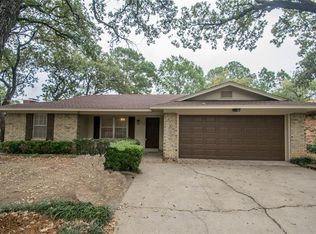 2417 Jacqueline Dr, Denton, TX 76205