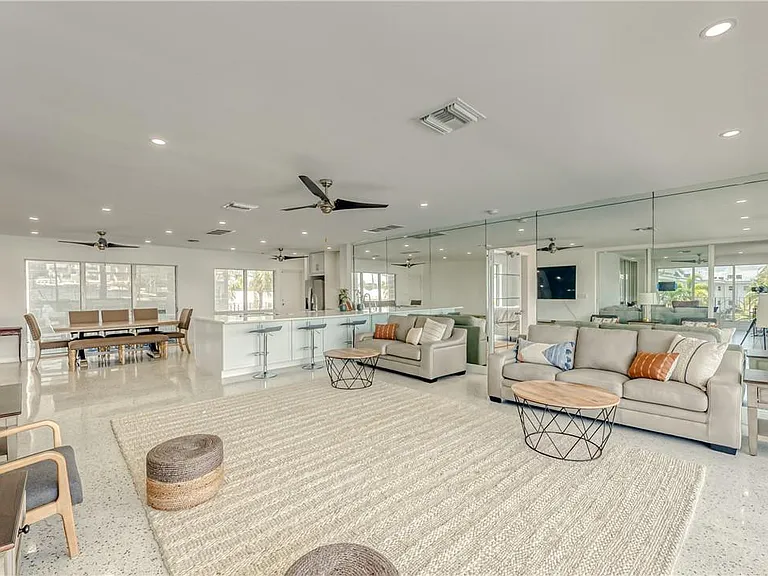2717 Yacht Club Blvd #6E — Photo 18
