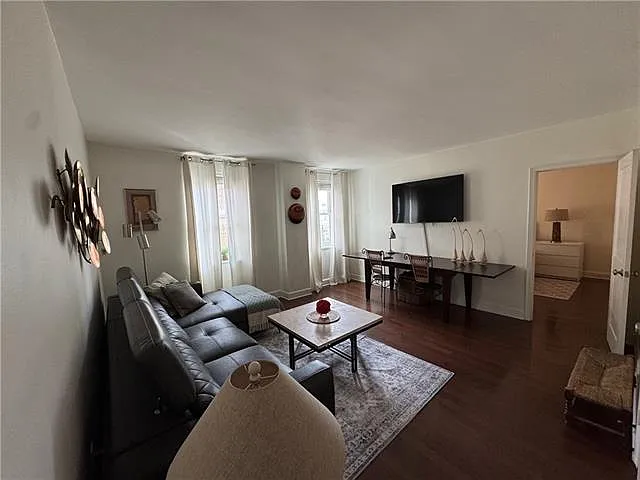 1 bed, 1.0 bath, 648 sqft, $1,500 — Photo 2