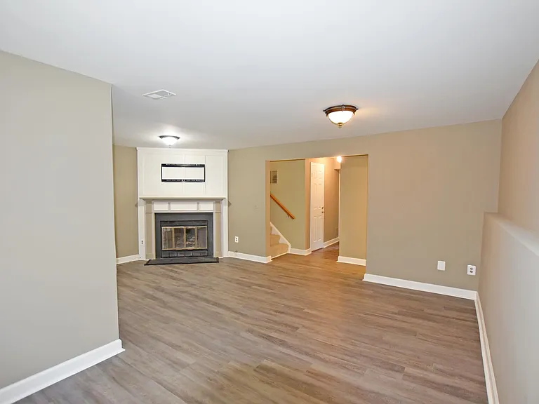 6084 Joust Ln — Photo 15