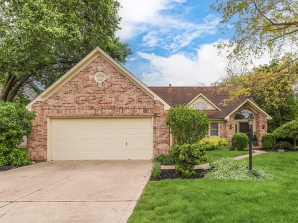 11501 Woodview East Dr, Carmel, IN 46032