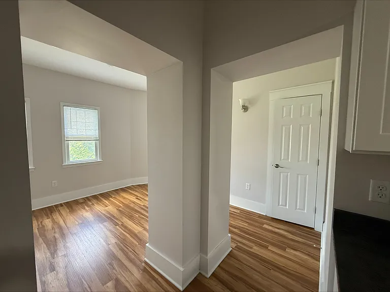 139 Troup St #105 — Photo 2