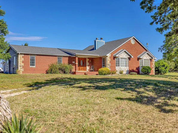 19447 SW Meadowlark Rd, Rose Hill, KS 67133