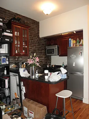 Rented by City Connections Realty | media 7