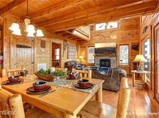 2820 White Oak Ridge Ln, Sevierville, TN 37862