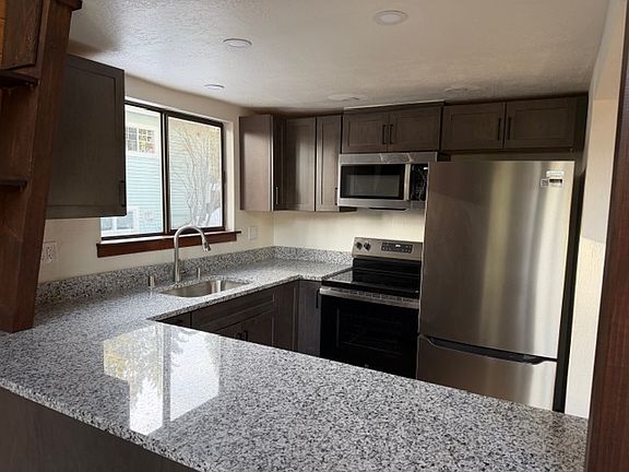 4th image of 5942 Korlebu Ln