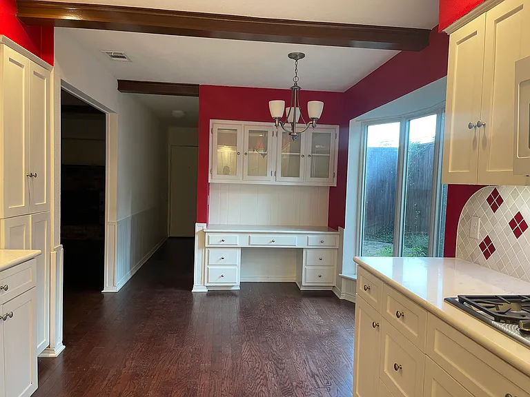 7814 La Manga Dr — Photo 8