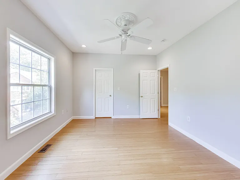 5713 Eads St NE — Photo 19