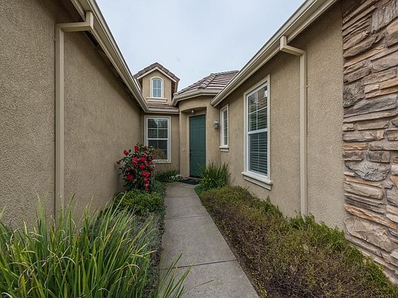 4th image of 5704 Gelston Way