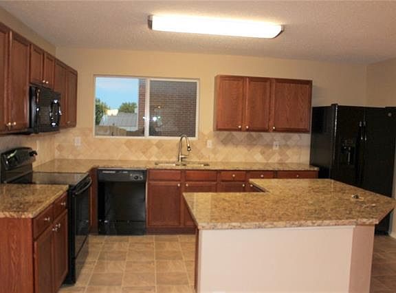 2nd image of 909 Dove Meadows Dr