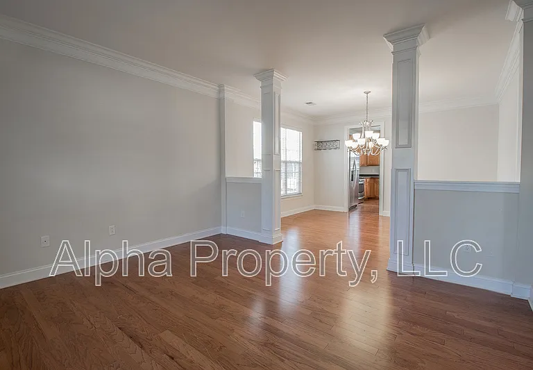 311 Cypresshill Ct — Photo 6