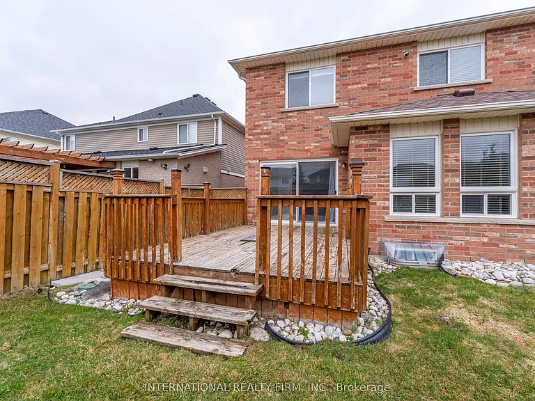 102 Hunter Way — Photo 47