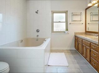 2343 Hilltop Ct, Santa Rosa, CA 95404