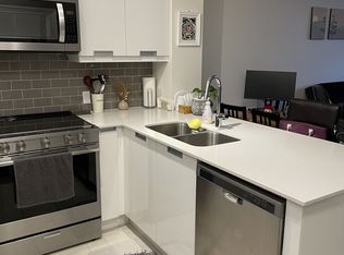 35 Watergarden Dr #2312, Mississauga, ON L5R 0G8
