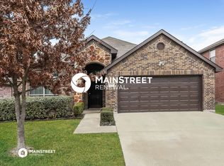 208 Starlight Dr, Forney, TX 75126