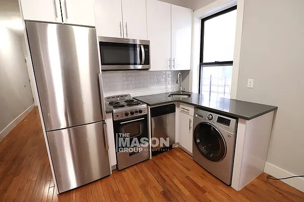 Rented by Mason Group LLC | media 10